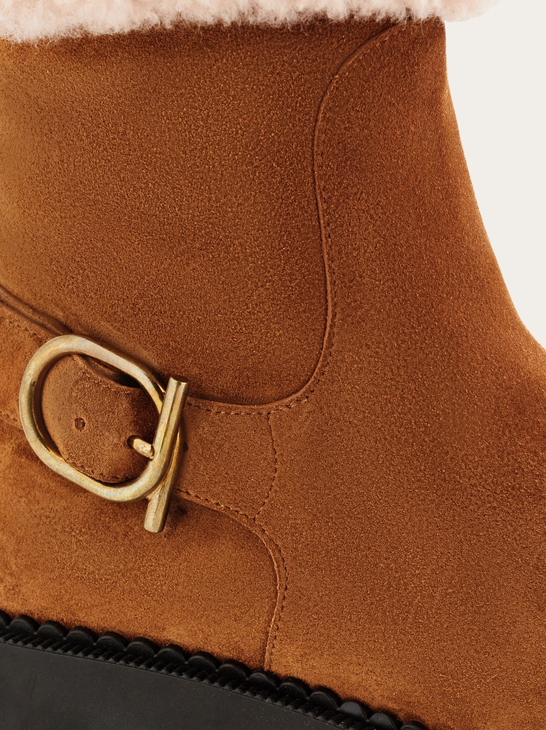Ferragamo Ankle boot with chunky shearling detail - Image 3
